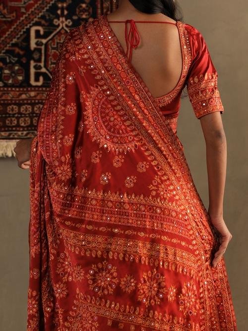 Lava Red Darpan Saree With Unstitched Blouse - Image 2